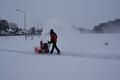 Sneeuwvrij maken van de ijsbaan 21 Januari 2013