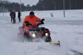 Sneeuwvrij maken van de ijsbaan 21 Januari 2013