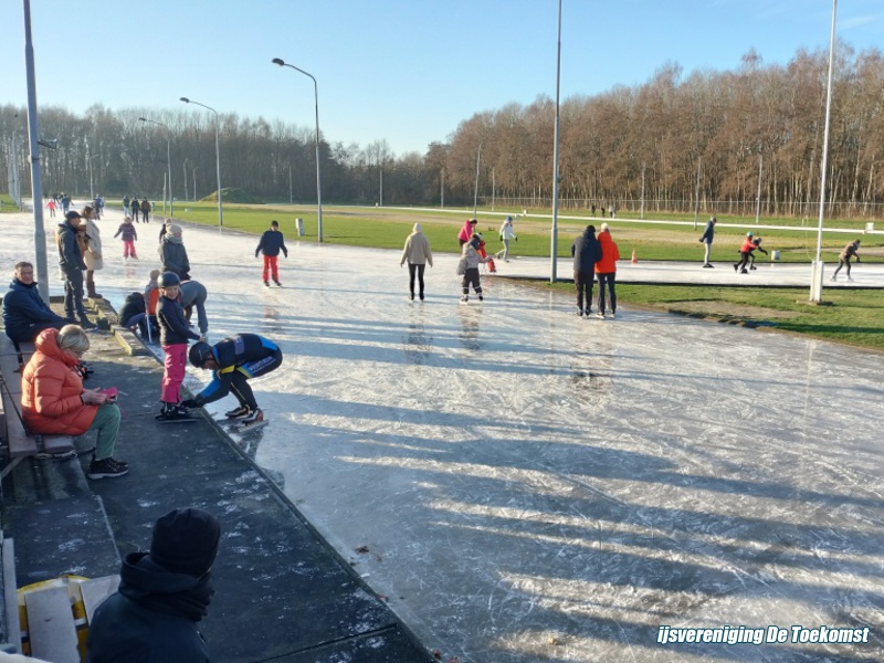 27 Dec. 2025 Nog een paar uur schaatsen.